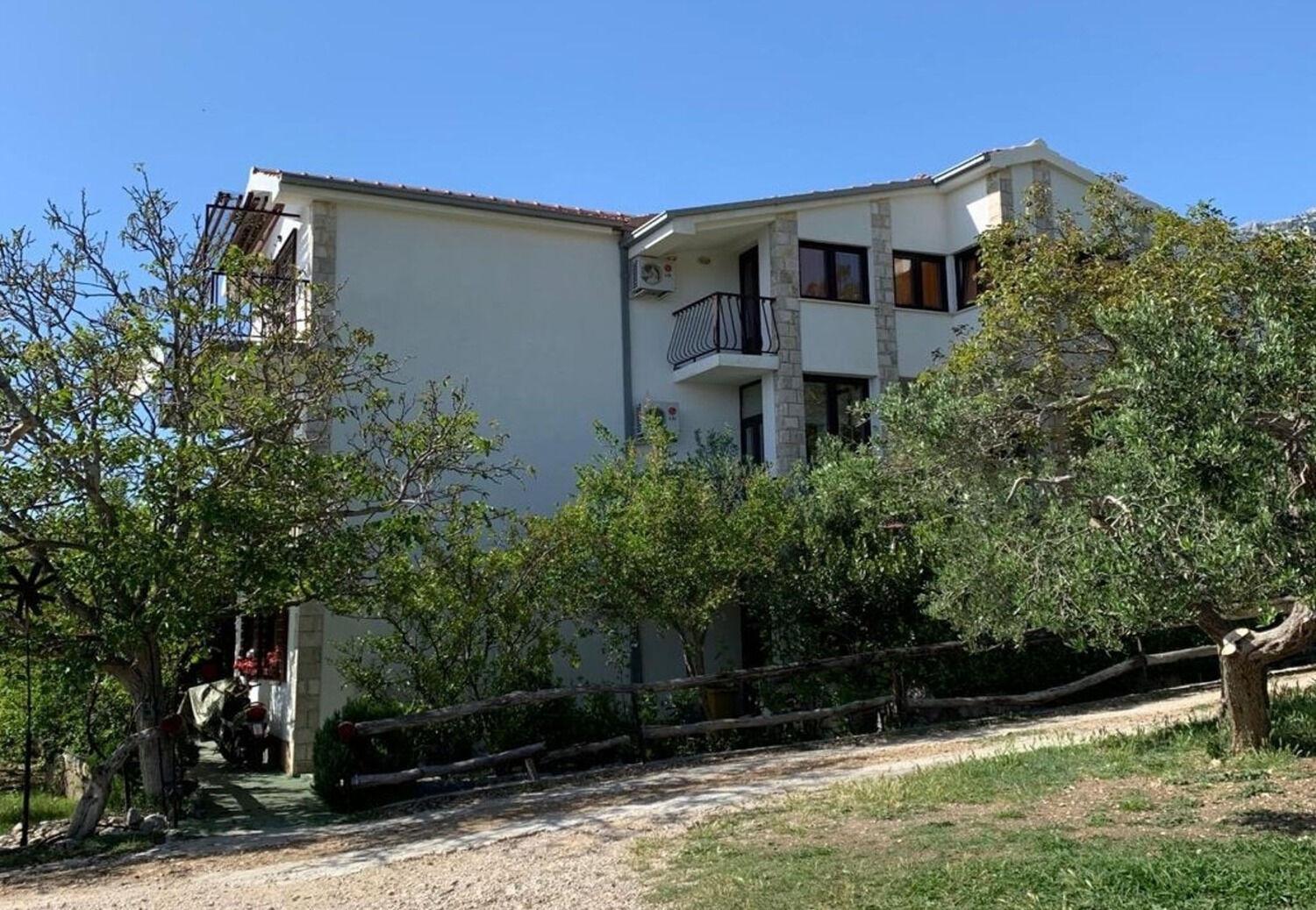 Apartments Antisa - With Playground Tučepi Extérieur photo